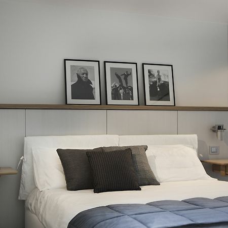 Suite & Pool-Como House-160 Mt-Private Indoor Swimming Pool, Heated All Year-Private Covered Parking-Private Garden And Terrace-Fully Equipped Kitchen Dış mekan fotoğraf