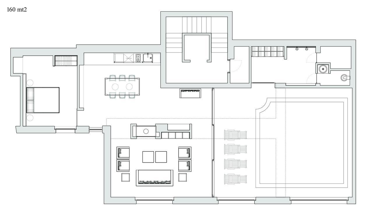 Suite & Pool-Como House-160 Mt-Private Indoor Swimming Pool, Heated All Year-Private Covered Parking-Private Garden And Terrace-Fully Equipped Kitchen Dış mekan fotoğraf