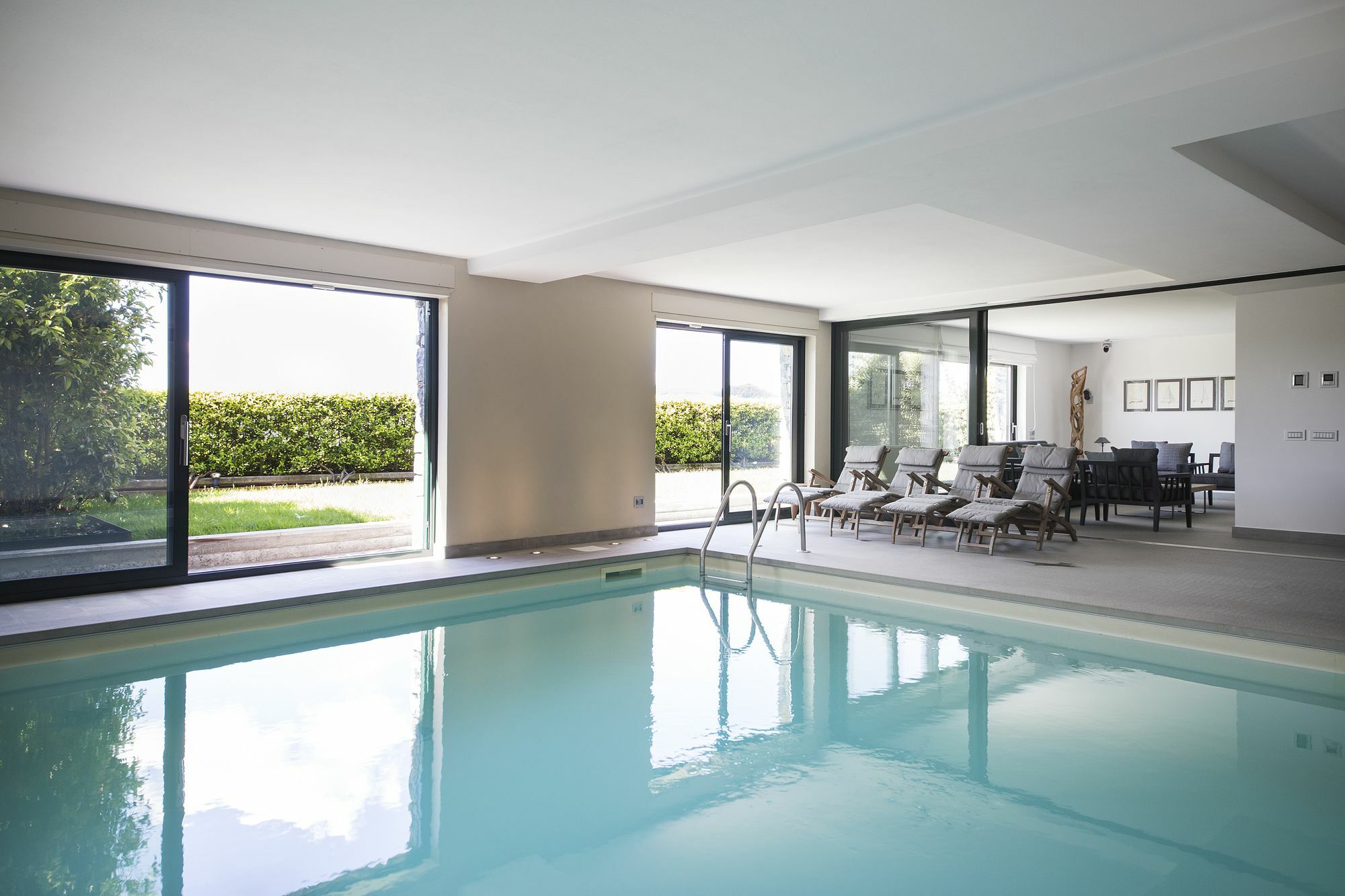 Suite & Pool-Como House-160 Mt-Private Indoor Swimming Pool, Heated All Year-Private Covered Parking-Private Garden And Terrace-Fully Equipped Kitchen Dış mekan fotoğraf